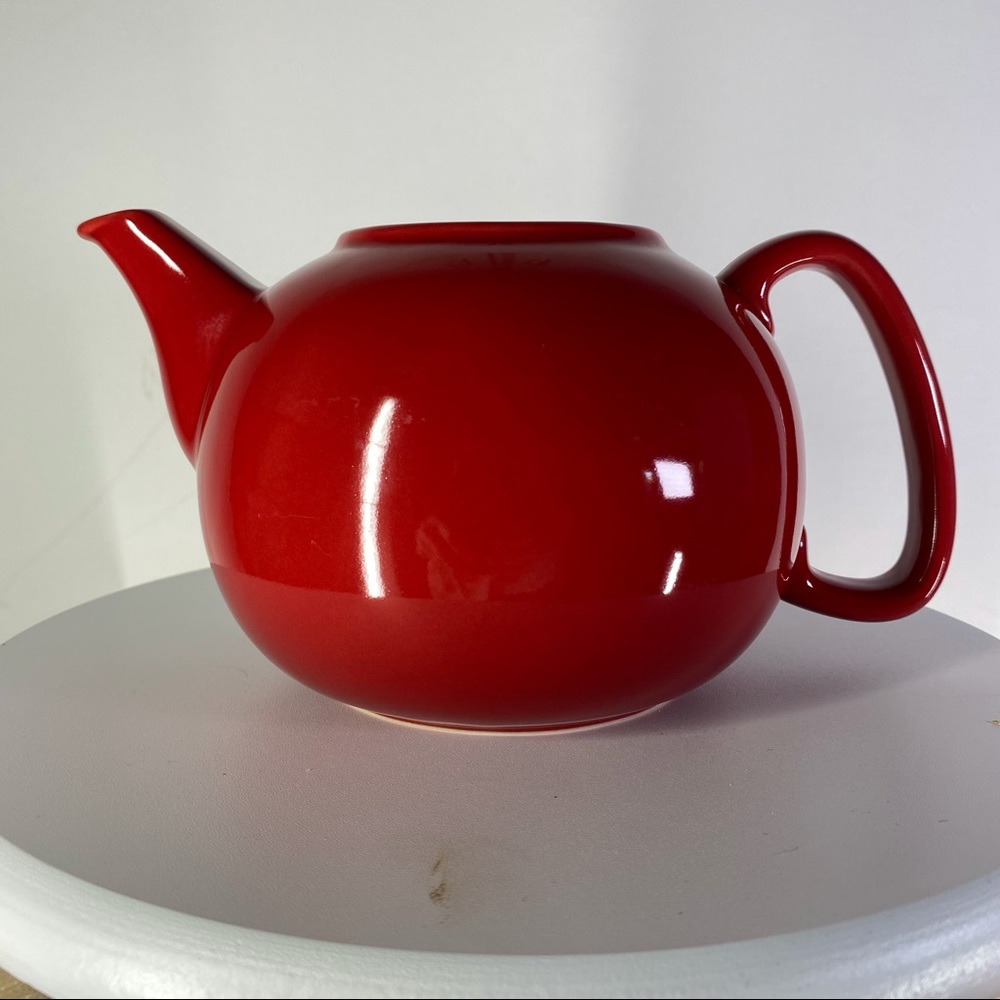 Chantal 4 cup/1 quart/.94 liter gloss red tea pot - Picture 9 of 9